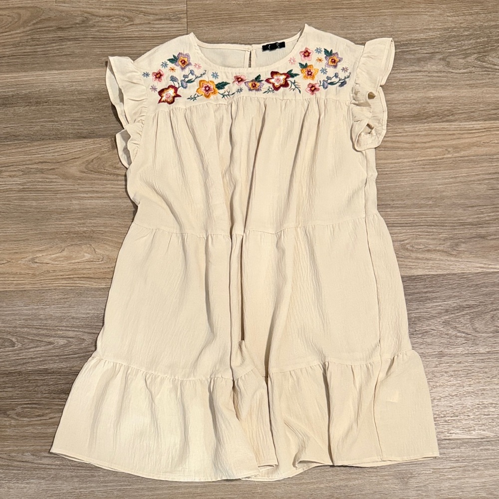 Boutique Brand Embroidered Floral Cream Women’s Dress